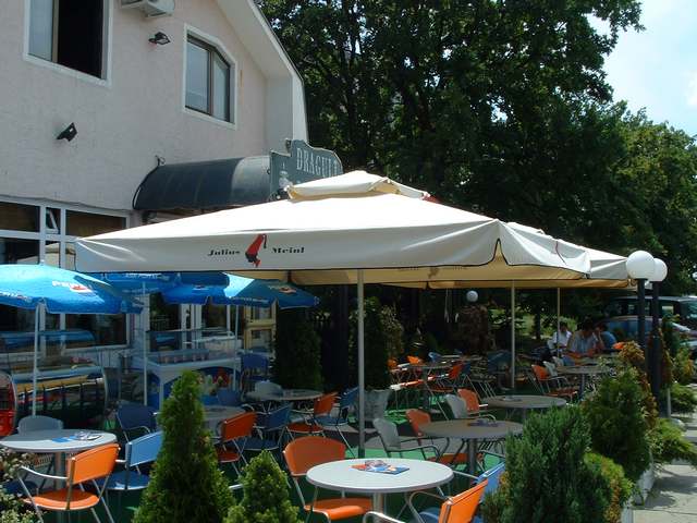 Tende Djordjević, venecijaneri i tende i roletne Beograd, kupaste tende