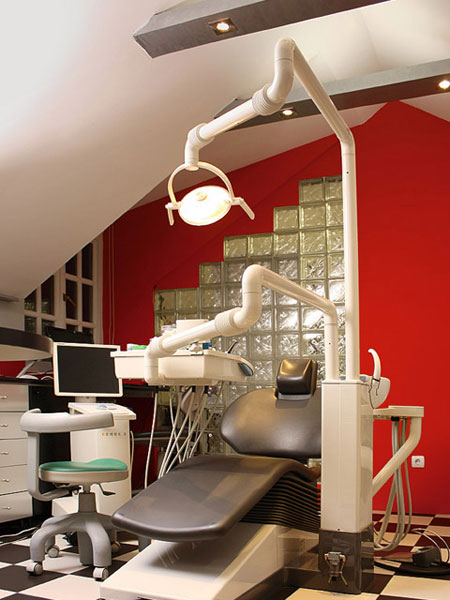 Stomatološka ordinacija Dental Clinic, stomatološke ordinacije Beograd, oralno-hiruske intervencije