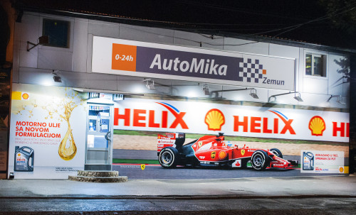 Auto Mika, auto delovi Beograd, co-branded Shell-Ferrari shop